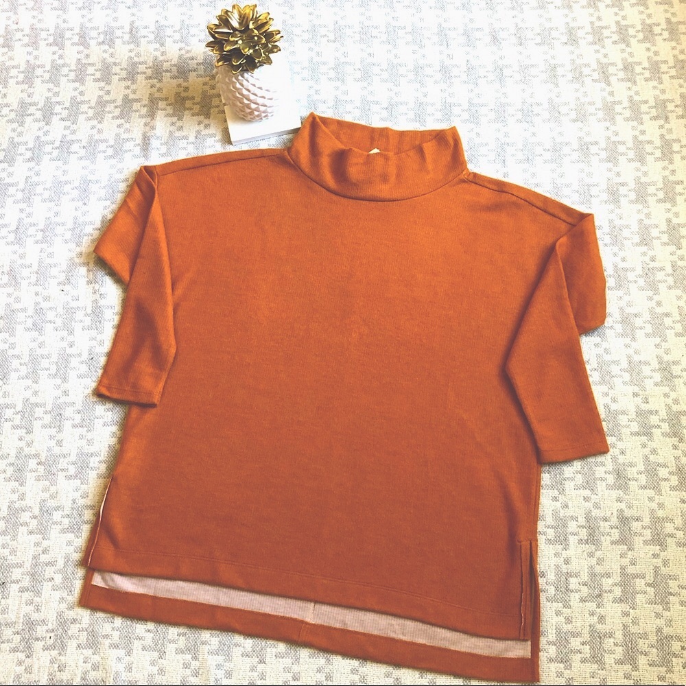 [Anthropologie] mock turtleneck shirt